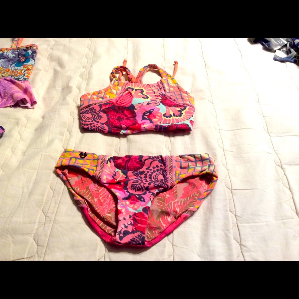 Maaji reversible size 8 swimsuit